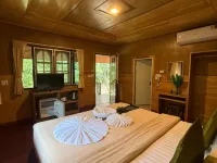 Dreamland Resort Hotels near Thong Nai Pan Beach