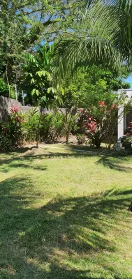 Cozy Suite with Garden 酒店