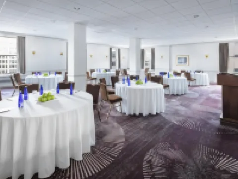 Hilton Milwaukee ミルウォーキーのホテル