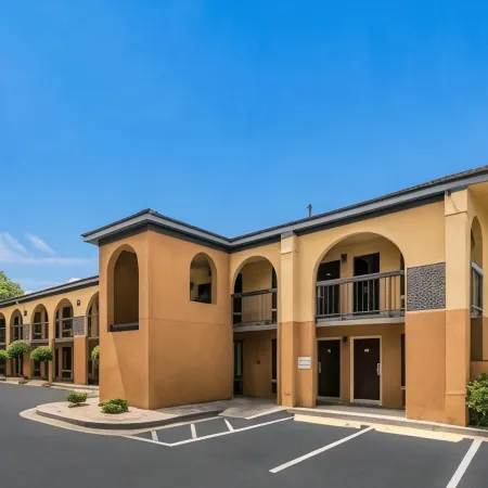 Econo Lodge Gainesville Downtown Area