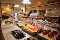 Luna Inn Stuttgart City - فطور