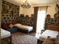 Khoreayi Dzor Hotels in Goris