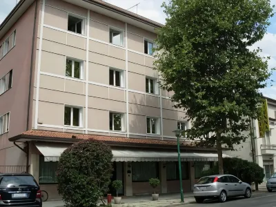 Hotel Vienna Hotel di 