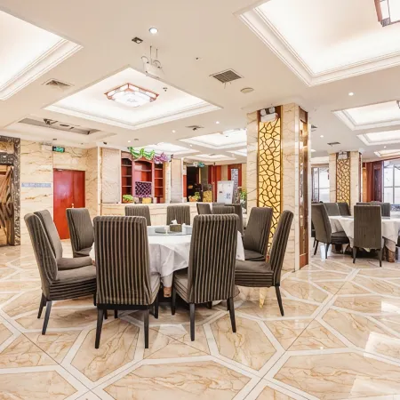 Tianhu Jiahua Hotel (Yinchuan Sasseur Outlets)