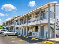 Regency Inn Three Rivers I-37 Hotele w: Three Rivers
