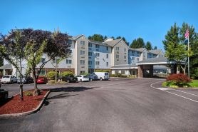 Country Inn & Suites by Radisson, Portland International Airport, or
