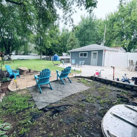 Family fun House - large fenced in backyard, Theater, Bean bag Lounge