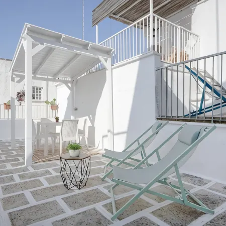 Mia & Mimi - House with Terrace