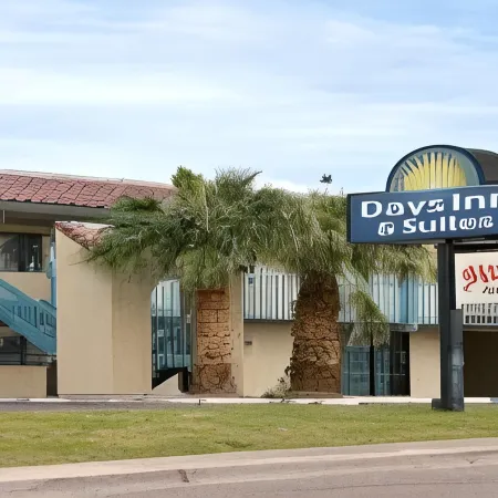 Days Inn & Suites by Wyndham Needles