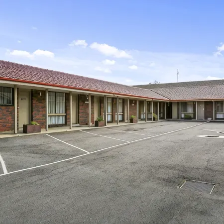 Elm Tree Motel