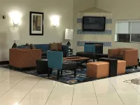 West Valley Inn - parking