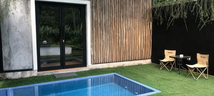 By the River Cottage with Private Warm Pool Hotels in Kecamatan Mlati