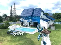 Blue Cottage Afamosa Melaka -  Ferienhäuser