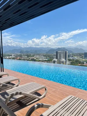 Ipoh Town Horizon Skypool Suites 4-11pax by IWH Suites Hotel di 