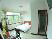 Xinhua Zixuan Fishing Village Restaurant Homestay فنادق في شينخوا