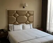 Huangping Tonghai Business Hotel