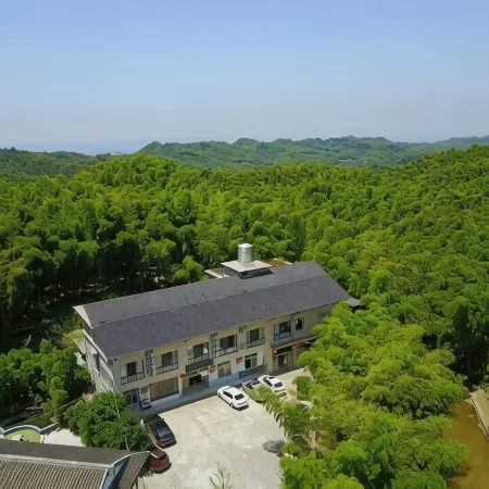Longyin Mountain Villa, Zhuhai, Weinan