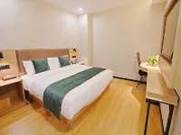 GreenTree Inn Express Hotel (Suzhou Zhangjiagang Hexingzhen Shazhou Institute of Technology) - Pet-friendly