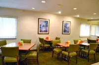 Days Inn by Wyndham Pleasant Prairie Kenosha - 朝食