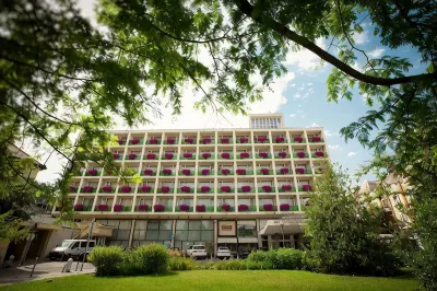 Aranyhomok Hotel Business & Relax のホテル