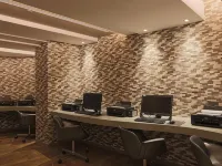 Royal Group Hotel Ming Hua Branch Hotels near Nanzih Export Processing Zone Station