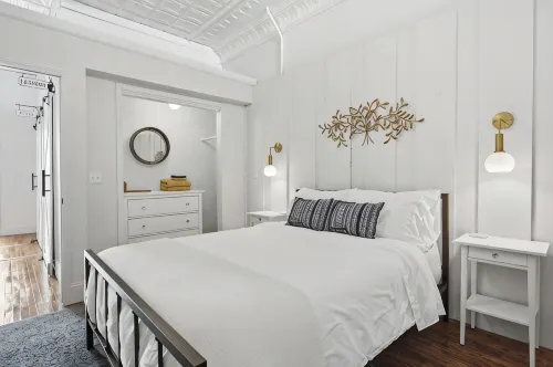 Cozy 2BR Loft in Downtown Charleston, IL - Апартаменты
