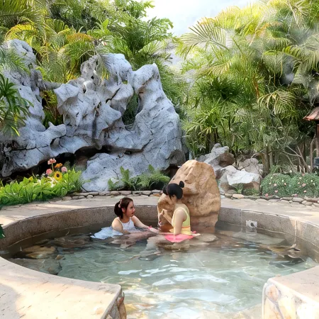 Lotus Mountain Hot Spring Resort