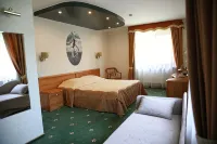 Ekaterininskij Dvor Hotel