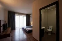 Hotel Hemingway Residence - พร้อมระเบียง