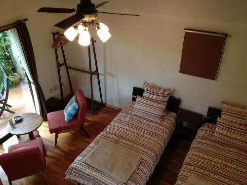 Akachichi Guesthouse - Hostels