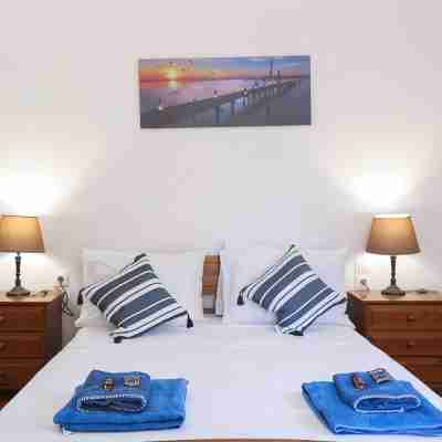 Corfu Seaside Cottage - Private Garden Retreat Rooms