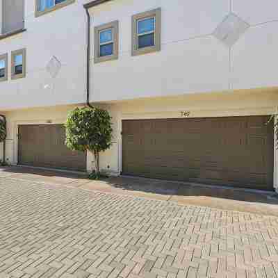 Just Beachy: a charming townhome steps from Beach & Boardwalk in Pacific Beach! Hotel Exterior