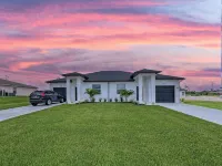 Charming 3-bedroom house in delightful Lehigh Acres with WiFi, AC - 3-Star