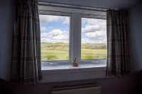 Owl Cottage, in Rural Farm Location with Games Room