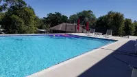 Compound on Lake - Gameroom/Dock/Pool/Hot tub - Sleeps 37 - Pools