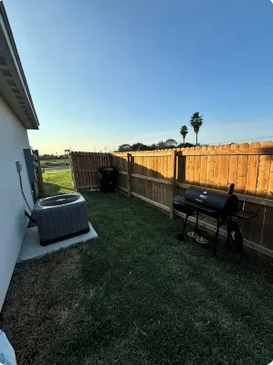 Modern 2-bed, 2-bath home with WiFi, Smart TVs, coffee, tea, and cereal included