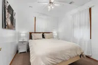 Amazing Family Cabin near Wheeler Lake! Close to beach, UTV an Snowmobile trails - Wifi