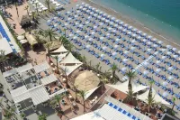 Lloyd's Baia Hotel - Pemandangan Pantai