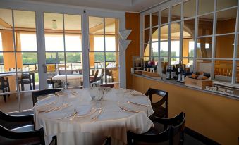 Golf Hotel Castelconturbia - Housity