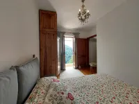 Beautiful semi-detached house, view over the coast. Air conditioning,Wi-Fi - 廚房