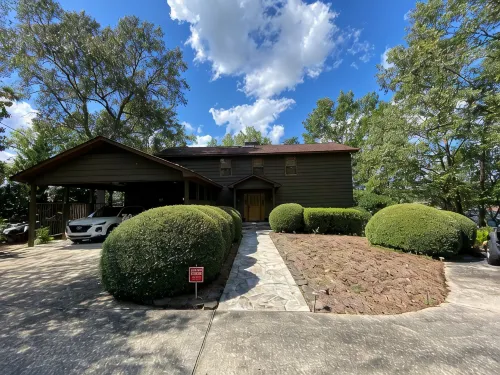 Lakeside Luxury: Experience Tranquility in Our Remodeled Lake House