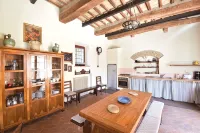 Near Siena (6 km), in Chianti, swimming pool and terrace, Wi-fi, A / C - Wi-Fi