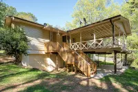 Lakeside Livin'-near Marina, Game Room, Wi-Fi, King Bed, Fire Pit, Huge Balcony - Wifi