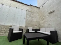 Group gîte near Futuroscope and Poitiers. Pets allowed - 4-Star