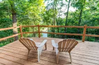Unwind & Refresh at Memories Made Cabin