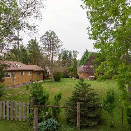Port Franks 2 Bedroom Cottage With Double Wide Lot