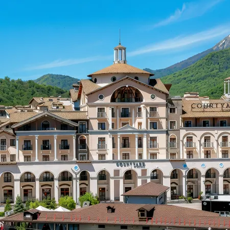 Courtyard by Marriott Sochi Krasnaya Polyana (Кортъярд Марриотт Сочи Красная Поляна)