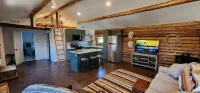 Cookie's Cabin is a charming little cabin in adventurous Kemmerer! - Chalets