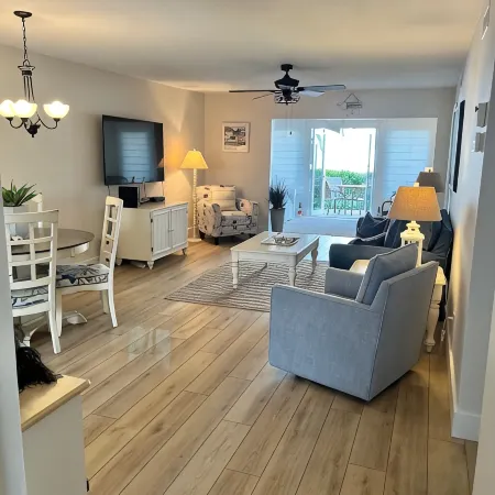 2 bedroom condo across from #1 Rated Siesta Key Beach