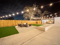 Casa Blanca (Arcade/Theatre/Game Room/RV Parking) Hotels in Banning